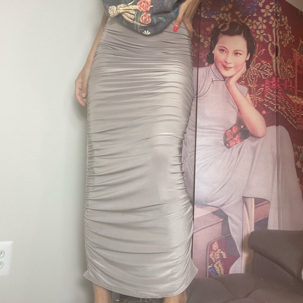 PLT slinky Maxi skirt cute